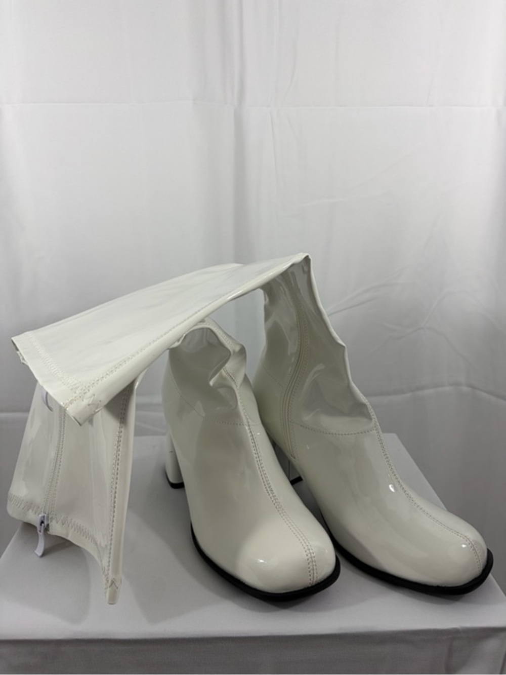 NWT Rubie’s Women's Size 9 17.5 Inches Tall White Patent Ankle Boots